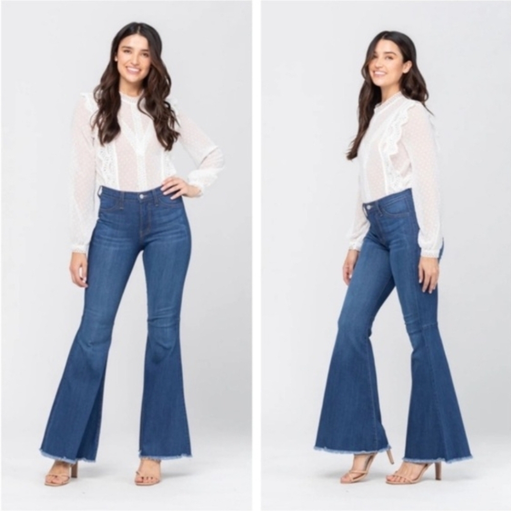 ❤ JUDY BLUE HIGH RISE SUPER FLARE JEANS, 6/7 (28)